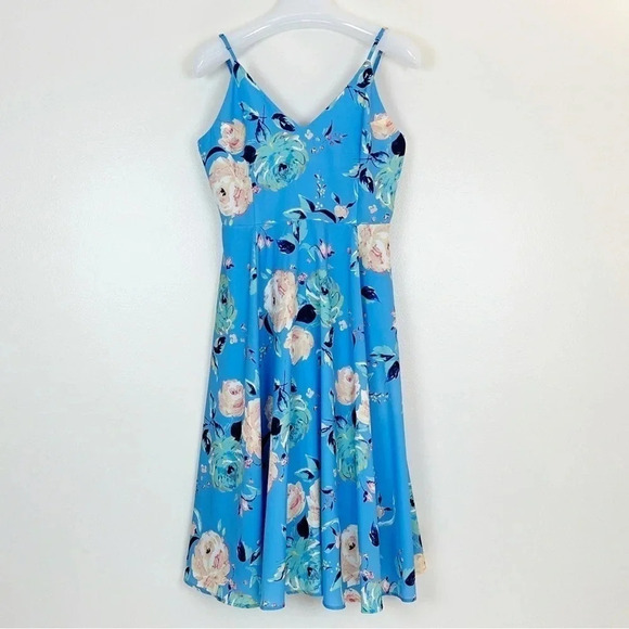 YUMI KIM Moonlight Dress in Sky Blue Garden Rose M - Picture 3 of 15